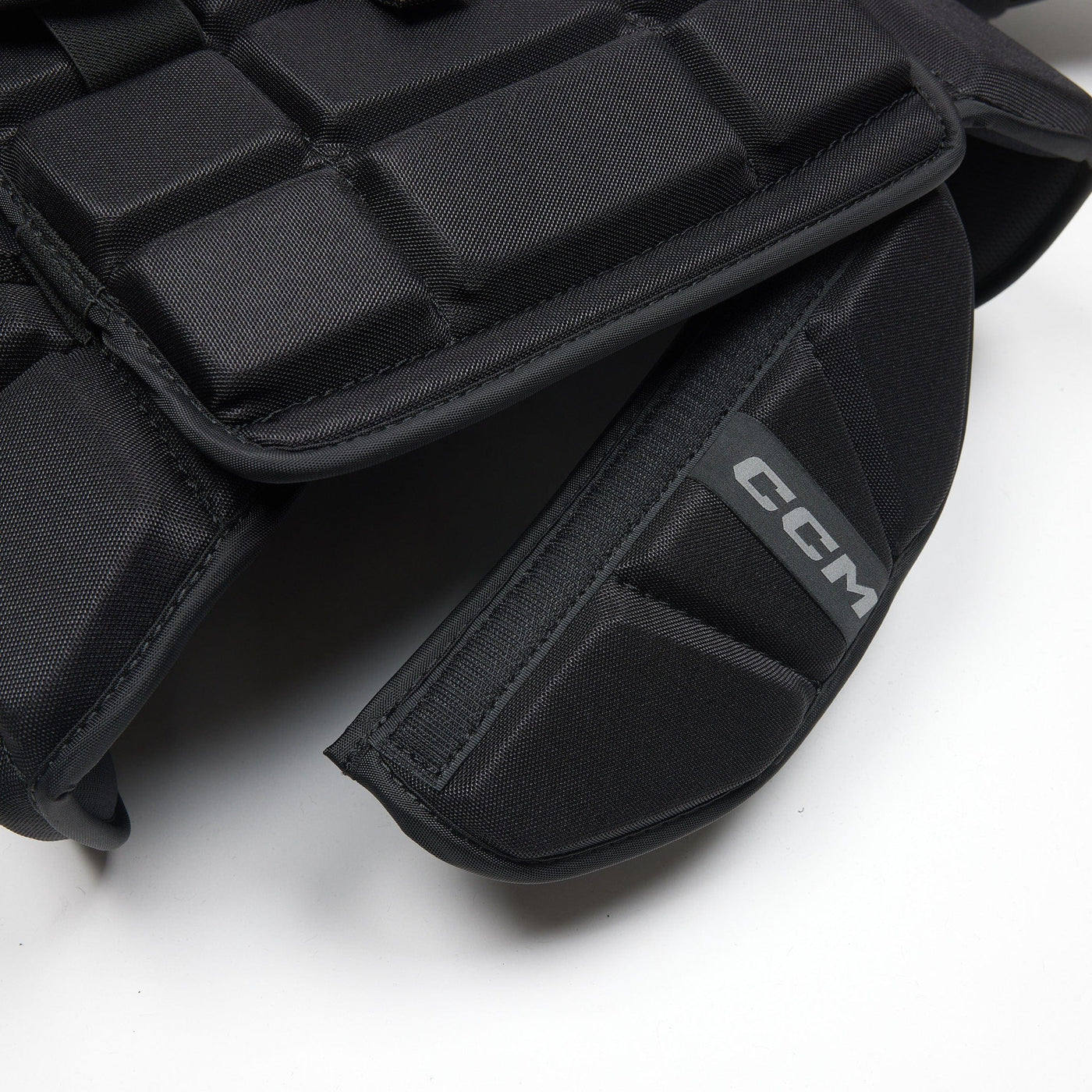 CCM Extreme Flex E7.9 Intermediate Chest & Arm Protector - SDC - TheHockeyShop.com