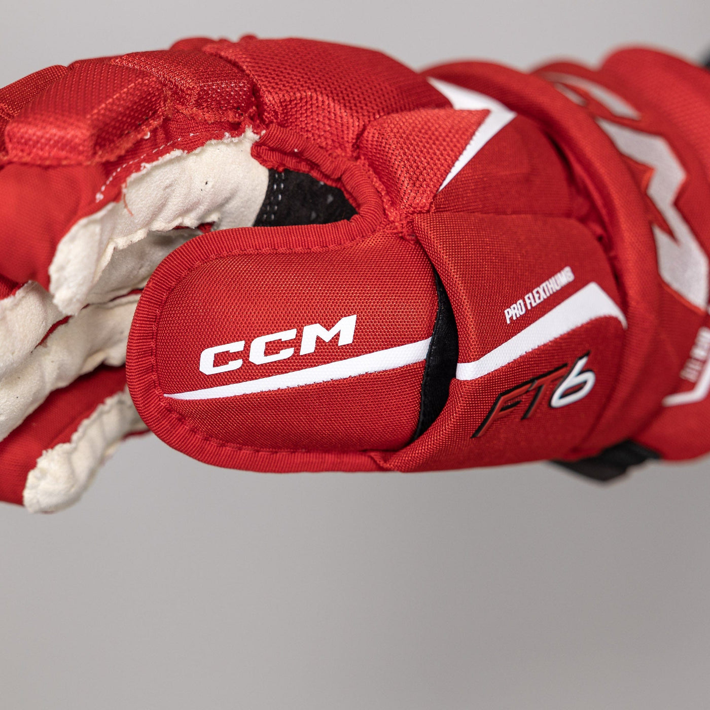 CCM Jetspeed FT6 Senior Hockey Gloves - The Hockey Shop Source For Sports
