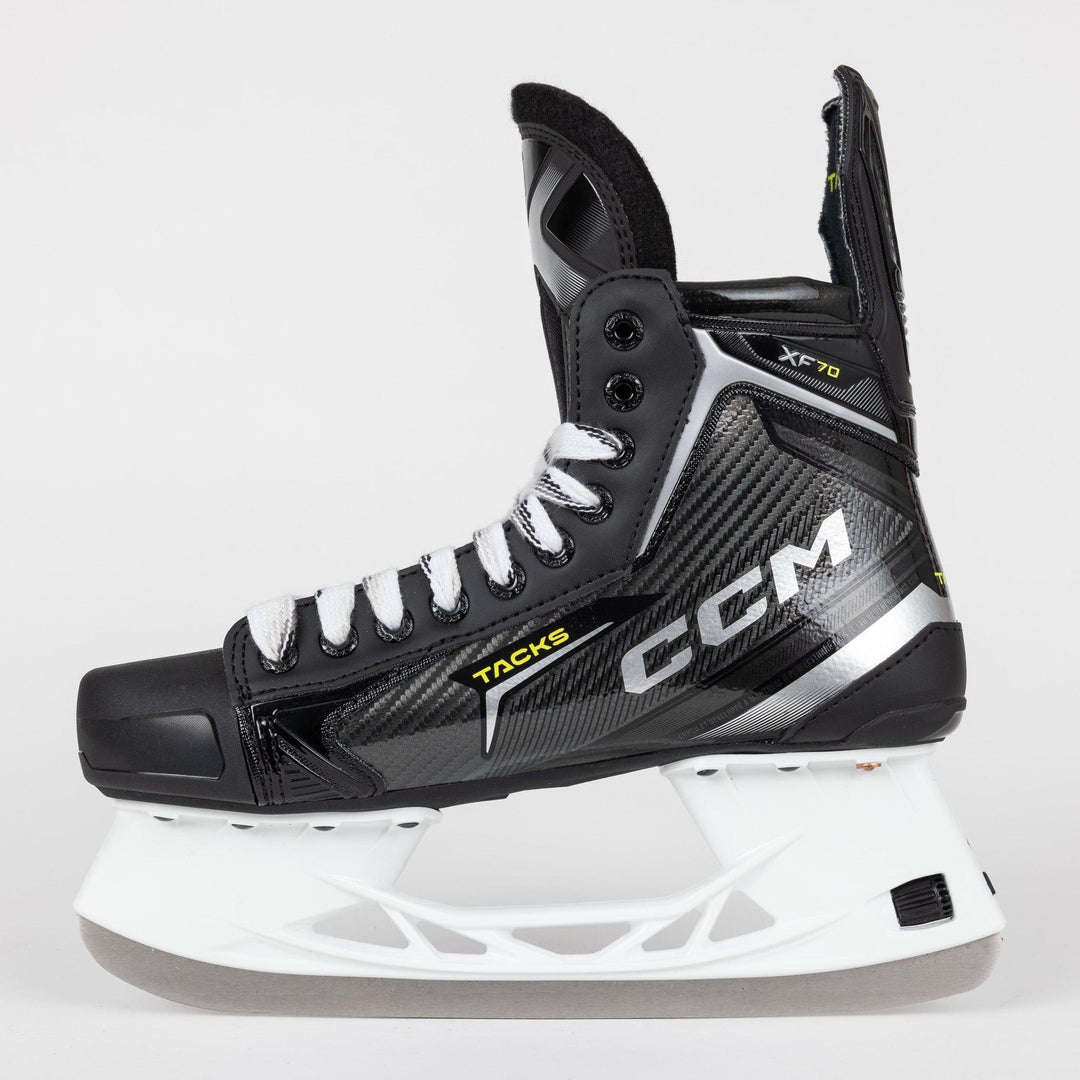 CCM Super Tacks 9370 Sr - Patins De Hockey Pour Senior | Le Trio Hockey
