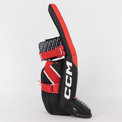 CCM Extreme Flex 6 Senior Goalie Leg Pads - The Hockey Shop Source For Sports