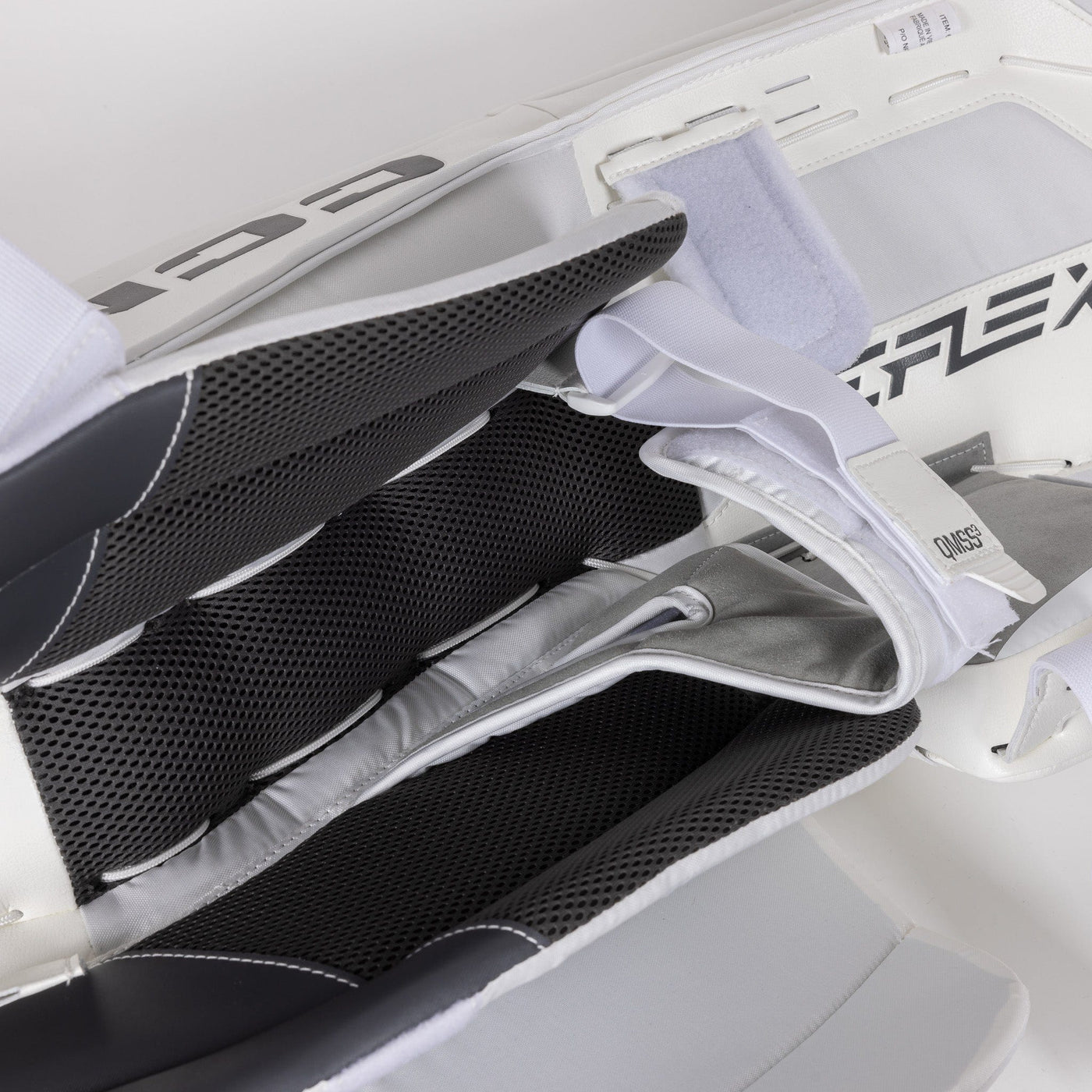 CCM Extreme Flex E7.9 Senior Goalie Leg Pads - TheHockeyShop.com
