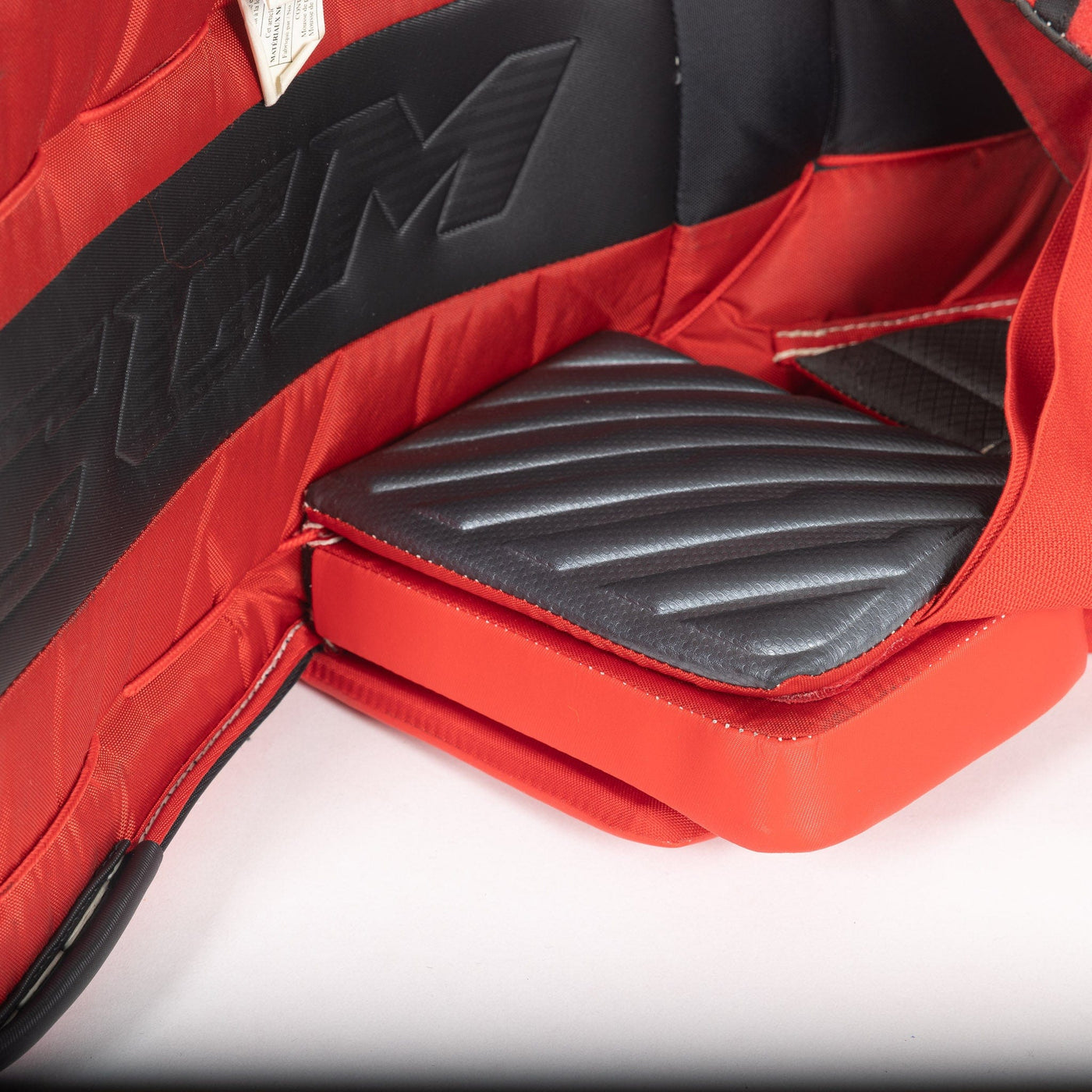 CCM Extreme Flex 5 Senior Goalie Leg Pads - USED 34+2" - TheHockeyShop.com