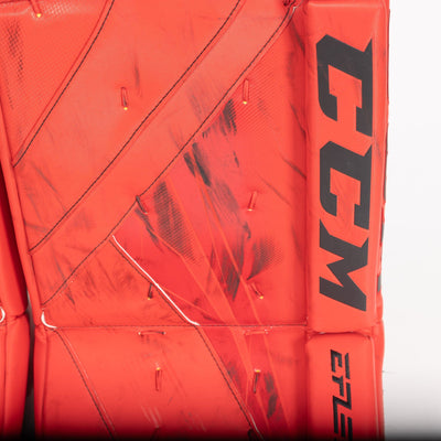 CCM Extreme Flex 5 Senior Goalie Leg Pads - USED 34+2" - TheHockeyShop.com