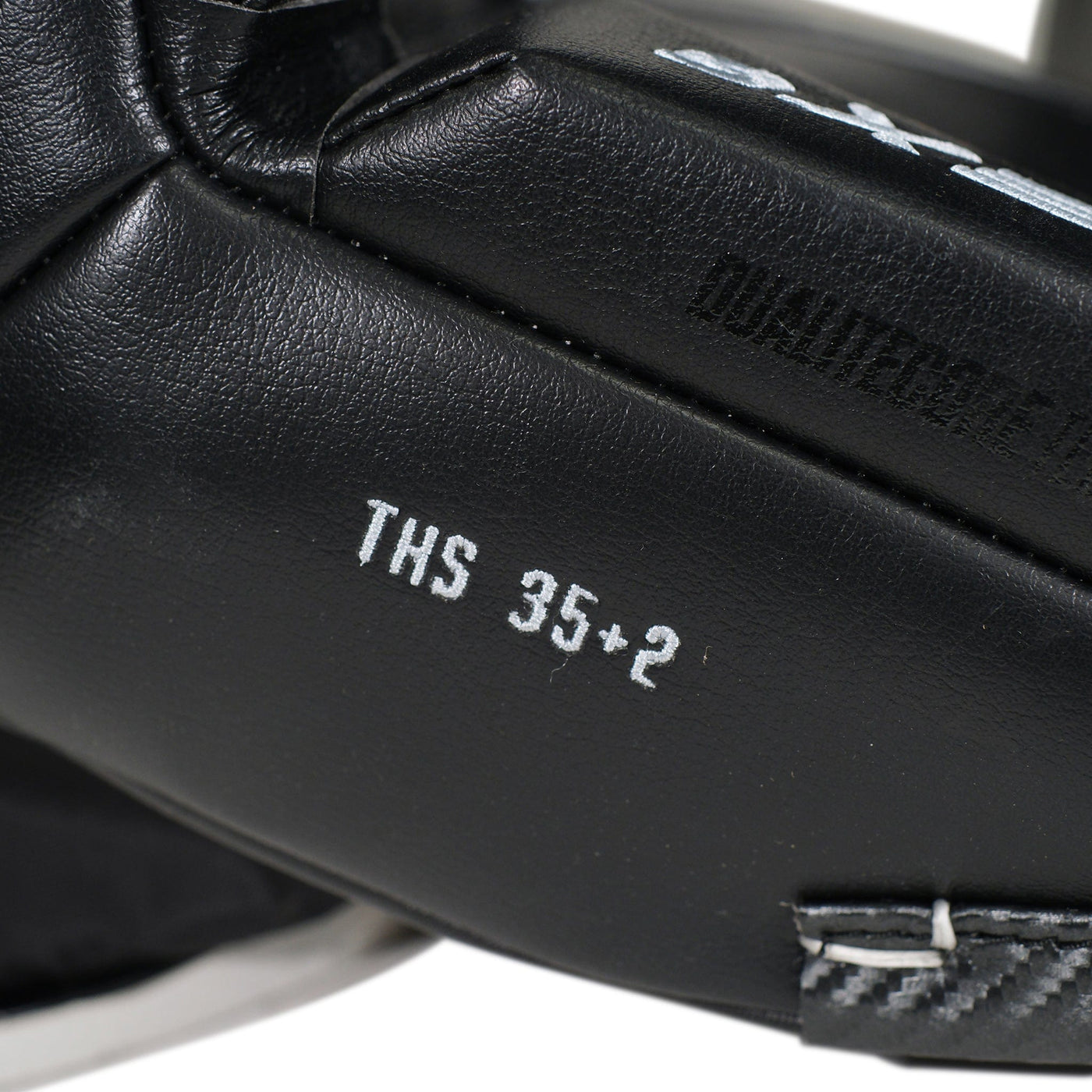 CCM Extreme Flex 6 Senior Goalie Leg Pads - Demo 35+2 - TheHockeyShop.com