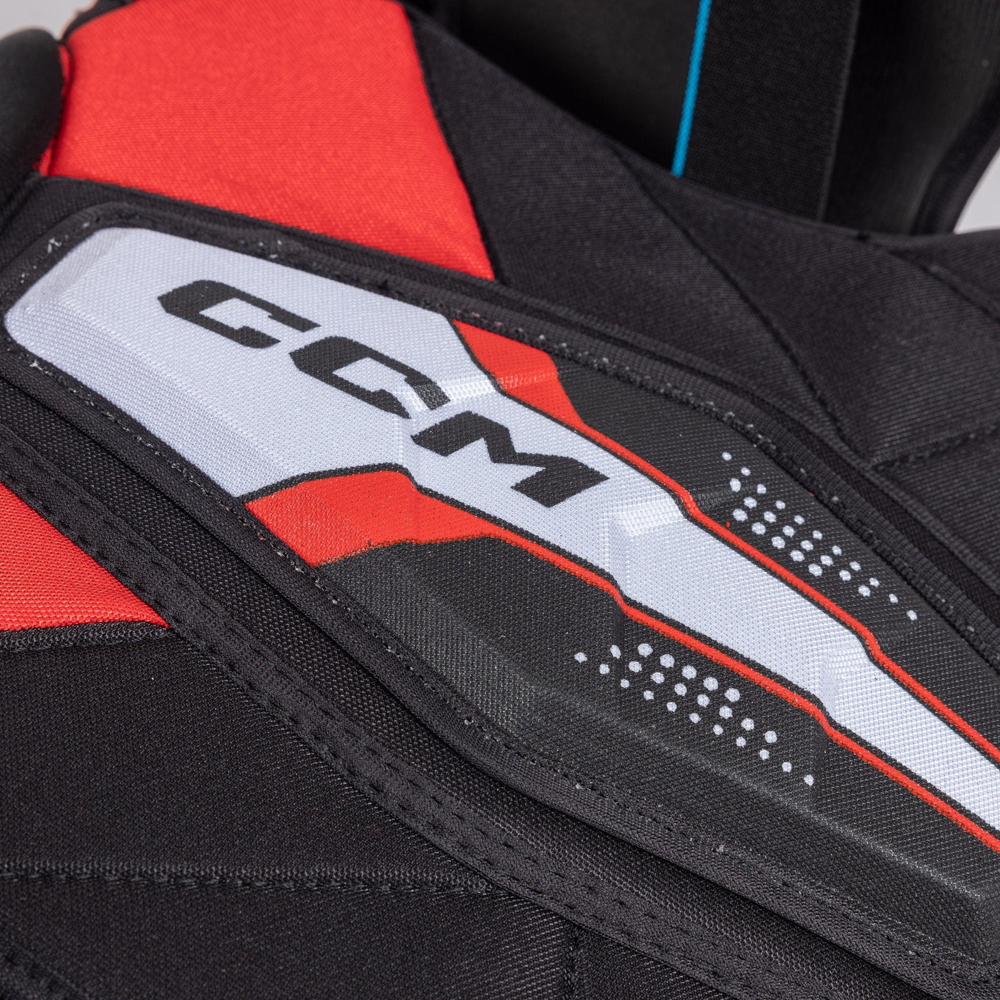 CCM Jetspeed Vibe Senior Hockey Shoulder Pads - The Hockey Shop Source For Sports