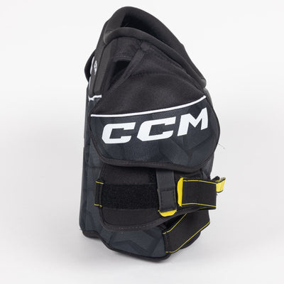 CCM Tacks Vector Senior Hockey Shoulder Pads - 2023 - TheHockeyShop.com