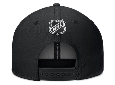 Fanatics AP Practice Snapback Hat - Detroit Red Wings - TheHockeyShop.com