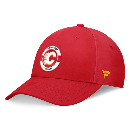 Fanatics AP Practice Structured Hat - Calgary Flames M/L / Red - The Hockey Shop