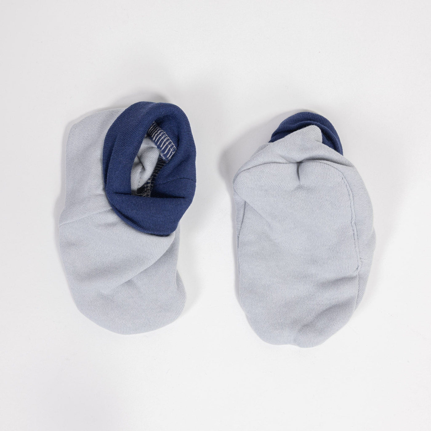 Outer Stuff NHL Rise Above Creeper Baby Bib & Bootie Set - Toronto Maple Leafs - TheHockeyShop.com