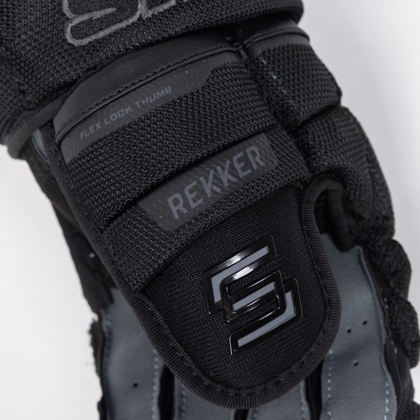 Sherwood Rekker Morph Pro Junior Hockey Gloves - TheHockeyShop.com