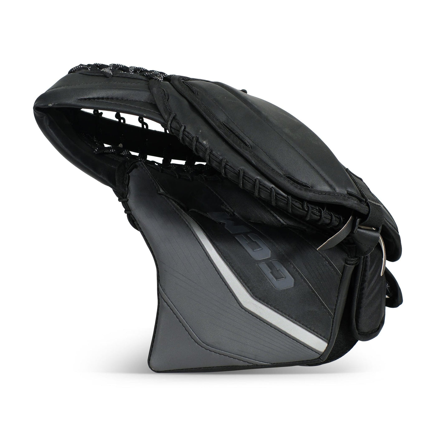 CCM Extreme Flex 6 Senior Goalie Catcher Black / Silver - USED 580 - TheHockeyShop.com