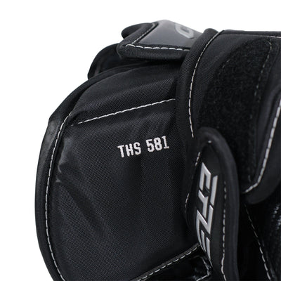 CCM Extreme Flex 6 Senior Goalie Catcher Black / Silver - Demo 581 - TheHockeyShop.com