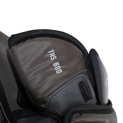 CCM Extreme Flex 6 Senior Goalie Catcher Black / Silver - Demo 600 - TheHockeyShop.com