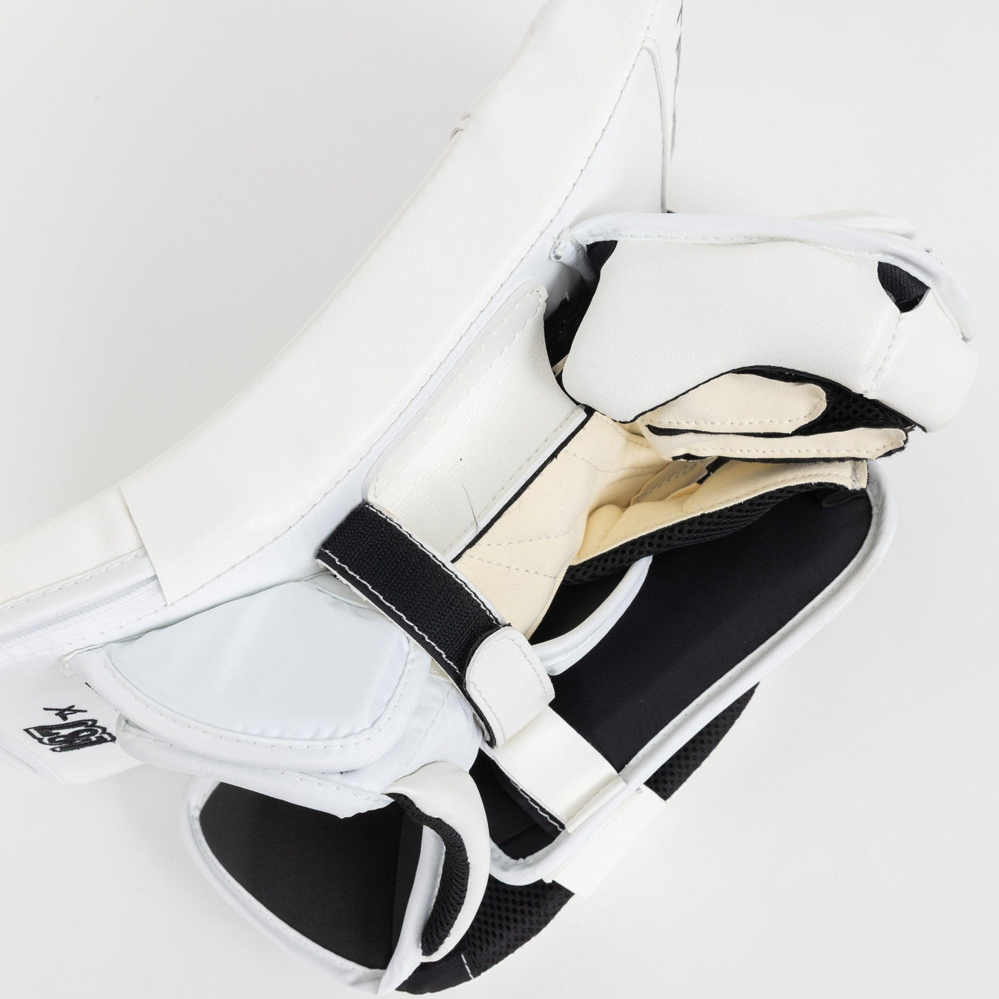 True Catalyst L87 Senior Goalie Blocker - TheHockeyShop.com