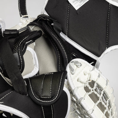 TRUE Catalyst 9X3 Senior Goalie Catcher - The Hockey Shop Source For Sports