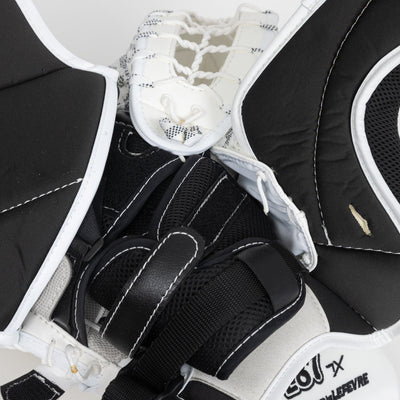 True Catalyst L87 Senior Goalie Catcher - TheHockeyShop.com