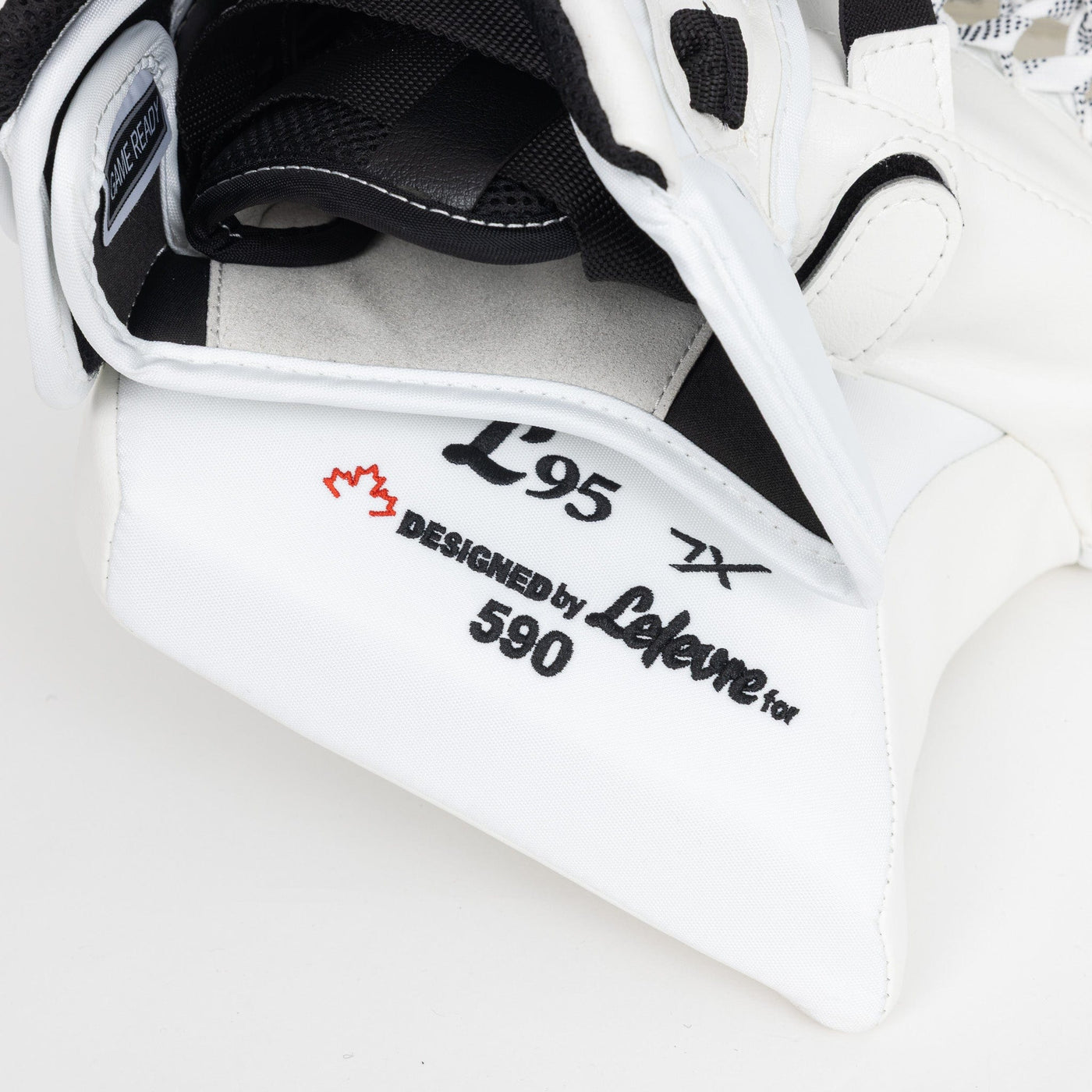 True HZRDUS L95 Intermediate Goalie Catcher - TheHockeyShop.com