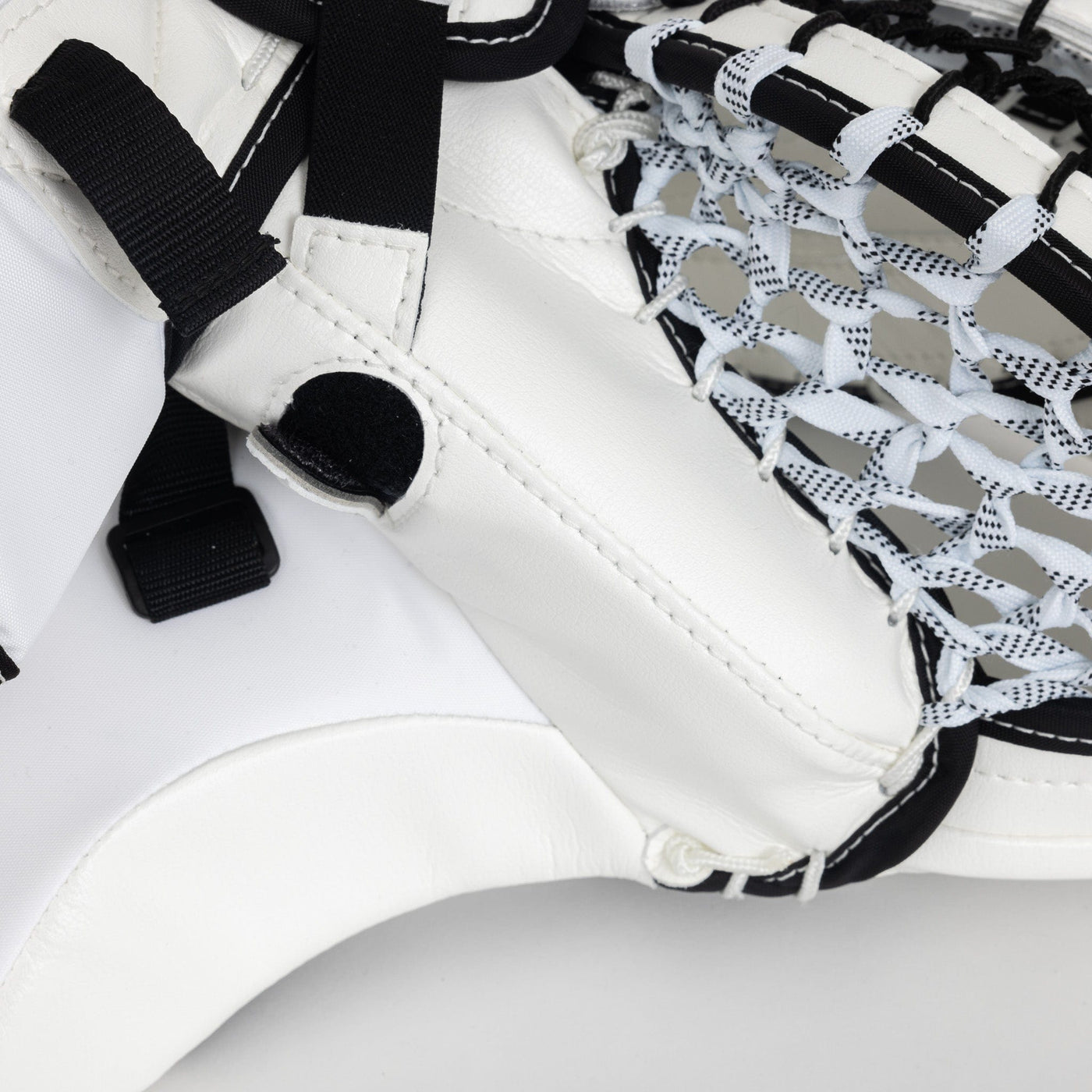 TRUE HZRDUS PX4 Senior Goalie Catcher - Domestic 580 - TheHockeyShop.com