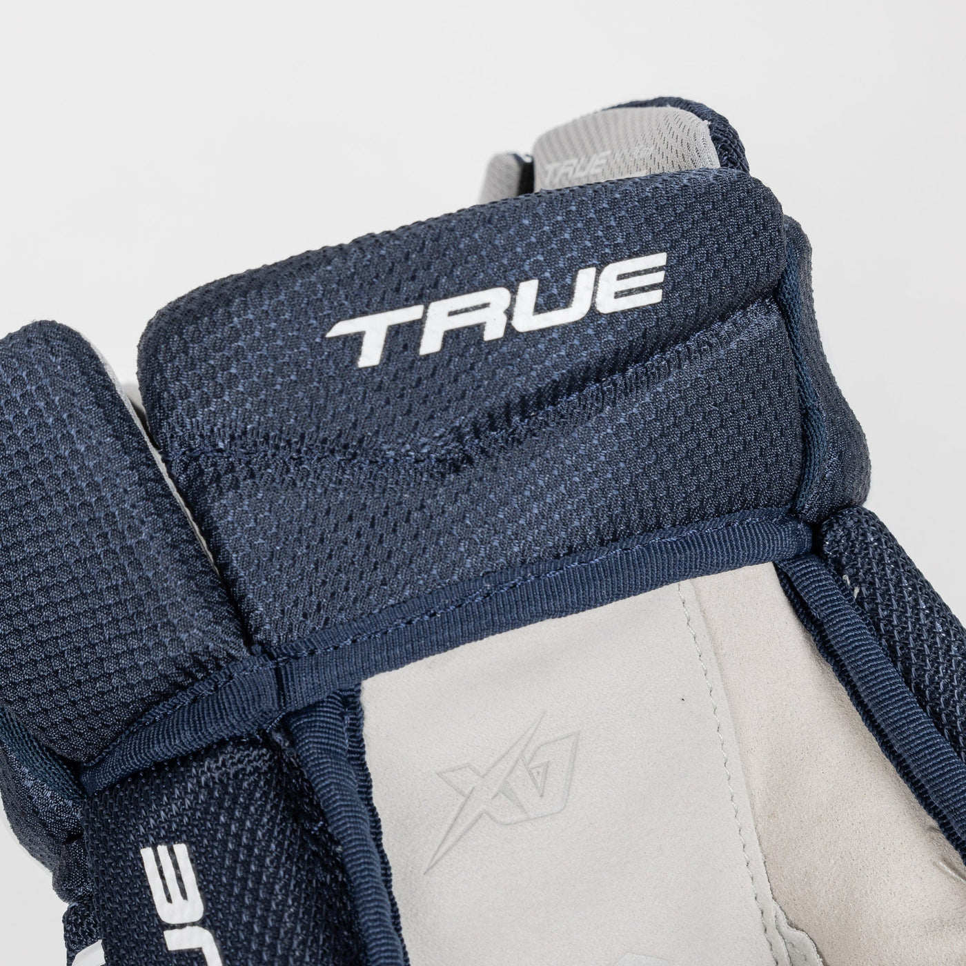 TRUE Catalyst 7X3 Junior Hockey Glove - The Hockey Shop Source For Sports