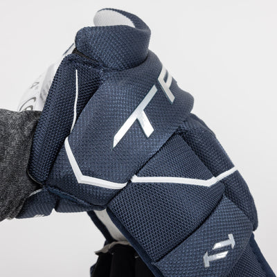 TRUE Catalyst 7X3 Senior Hockey Glove - The Hockey Shop Source For Sports