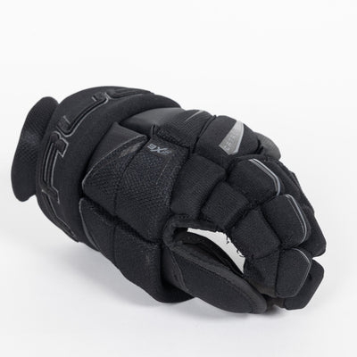 True Catalyst 9x5 Junior Hockey Glove - TheHockeyShop.com
