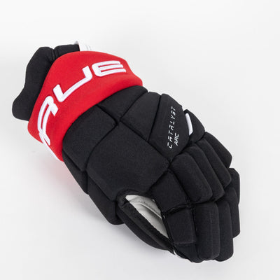 TRUE Catalyst ARC Senior Hockey Gloves - TheHockeyShop.com