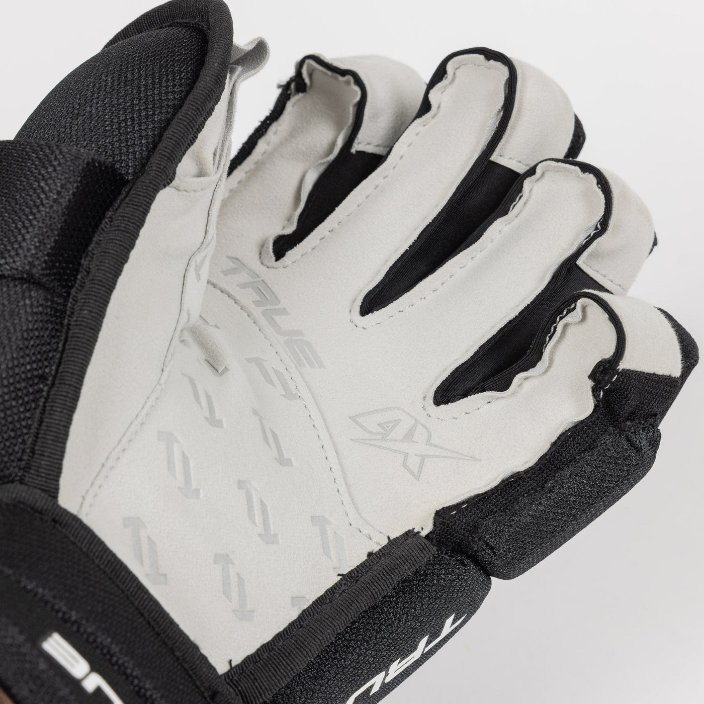 TRUE Catalyst Lite Junior Hockey Glove - The Hockey Shop Source For Sports