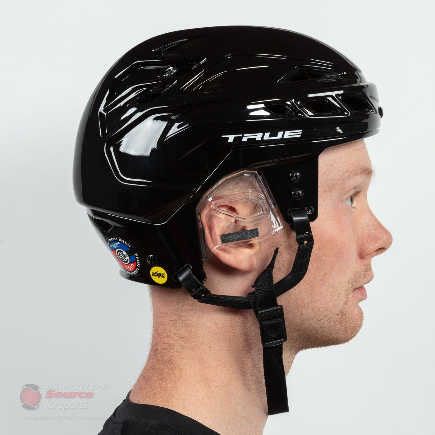 TRUE Dynamic 9 Pro Hockey Helmet