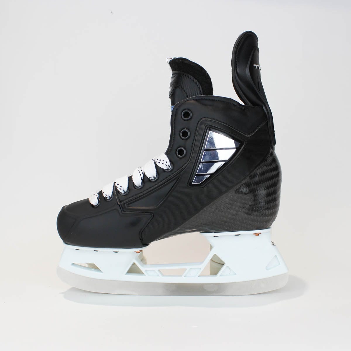 TRUE Player Junior Hockey Skates - Pro Stock - VH Holder - Size 4