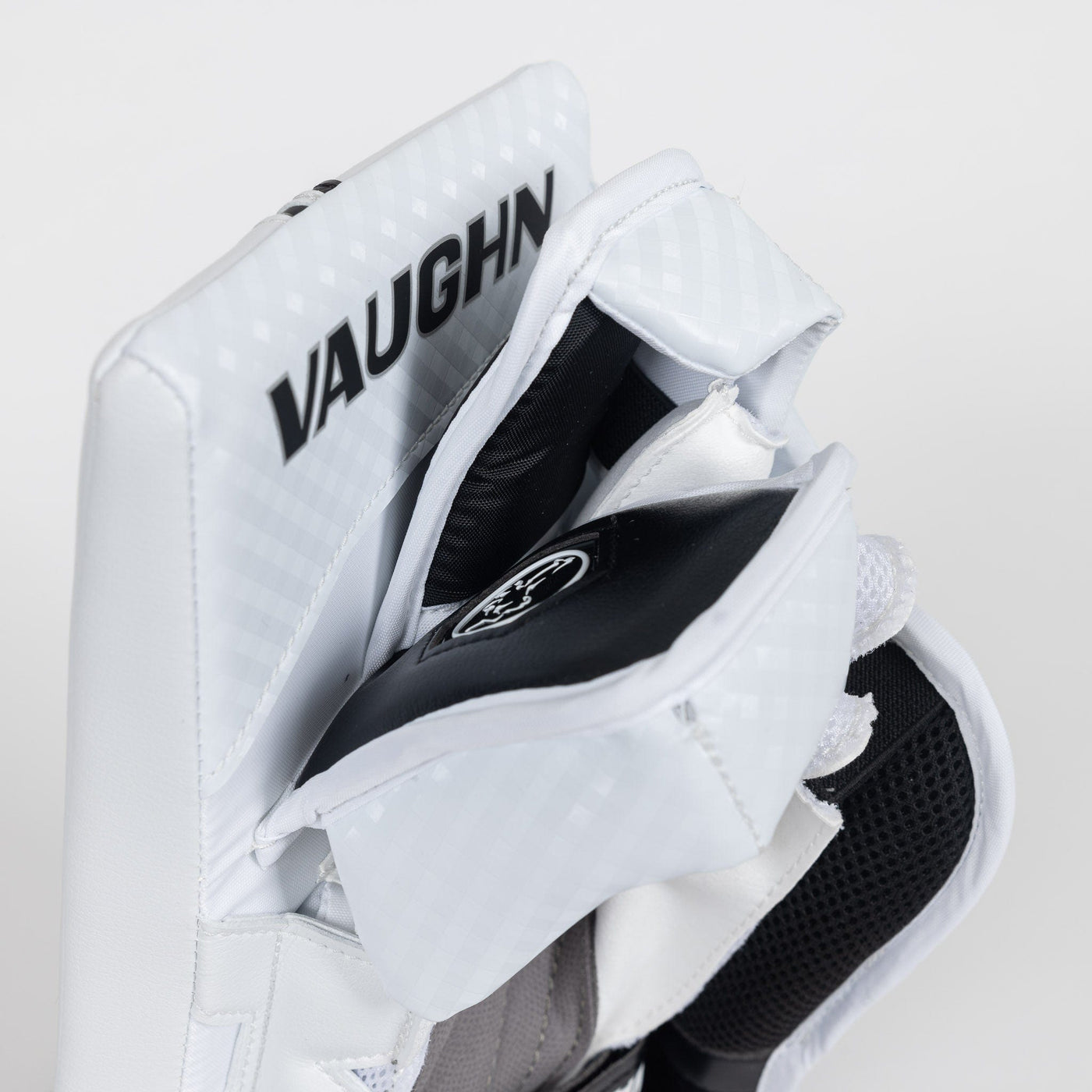 Vaughn Velocity V10 Intermediate Goalie Blocker - The Hockey Shop Source For Sports