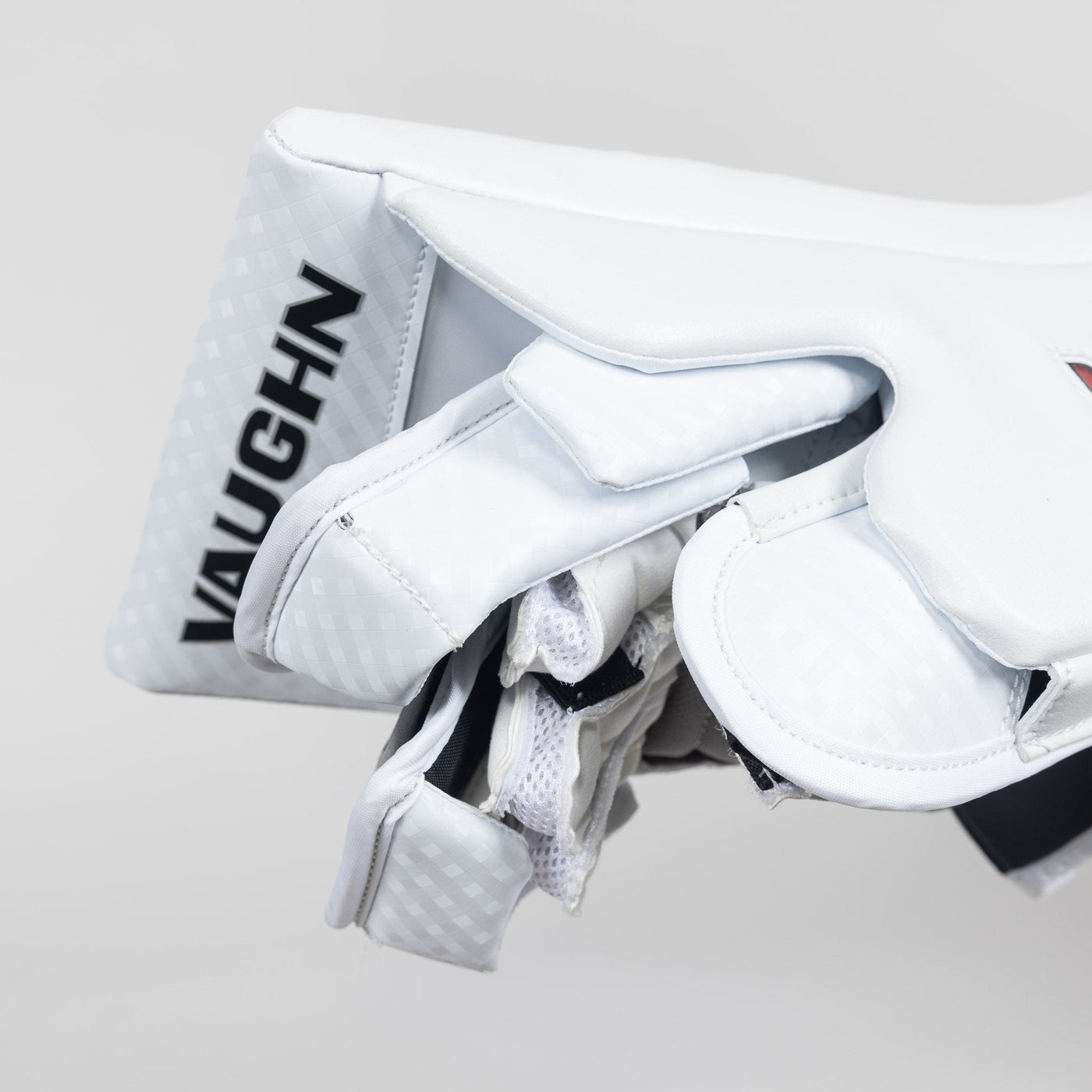 Vaughn Velocity V10 Intermediate Goalie Blocker - The Hockey Shop Source For Sports