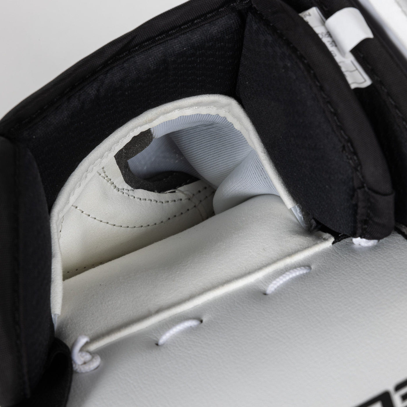 Vaughn Velocity VX1 Pro Senior Goalie Blocker - TheHockeyShop.com