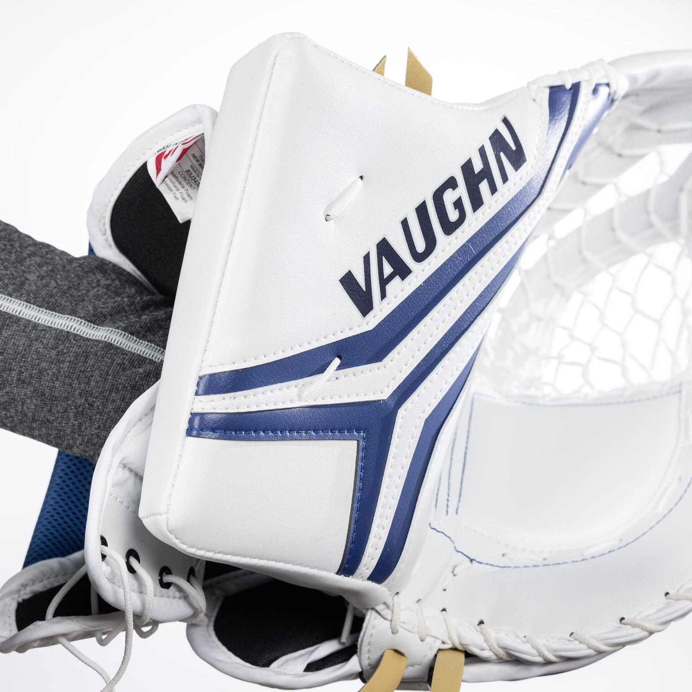 Vaughn Velocity V10 XP Pro Carbon Senior Goalie Catcher - The Hockey Shop Source For Sports