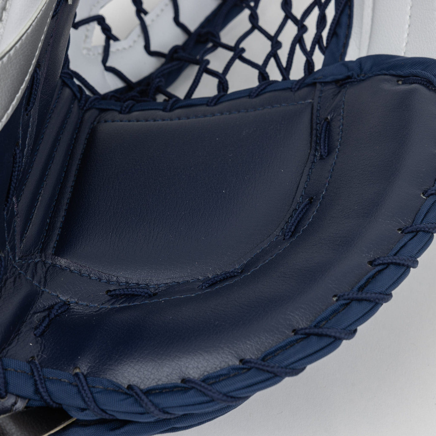 Vaughn Velocity V10 XP Pro Carbon Senior Goalie Catcher - Pulse Graphic - TheHockeyShop.com