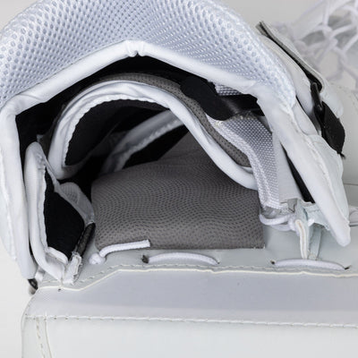 Vaughn Velocity VX1 Junior Goalie Catcher - TheHockeyShop.com