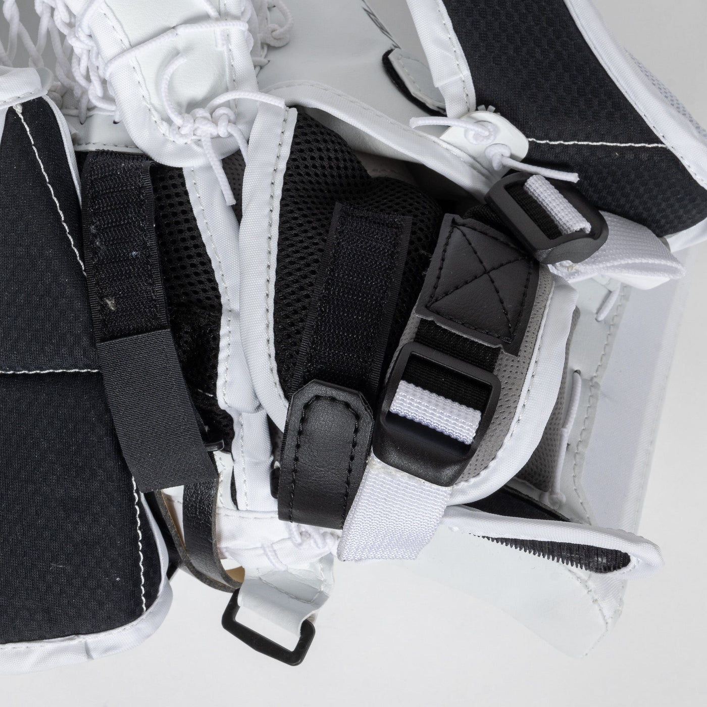 Vaughn Velocity VX1 Junior Goalie Catcher - TheHockeyShop.com