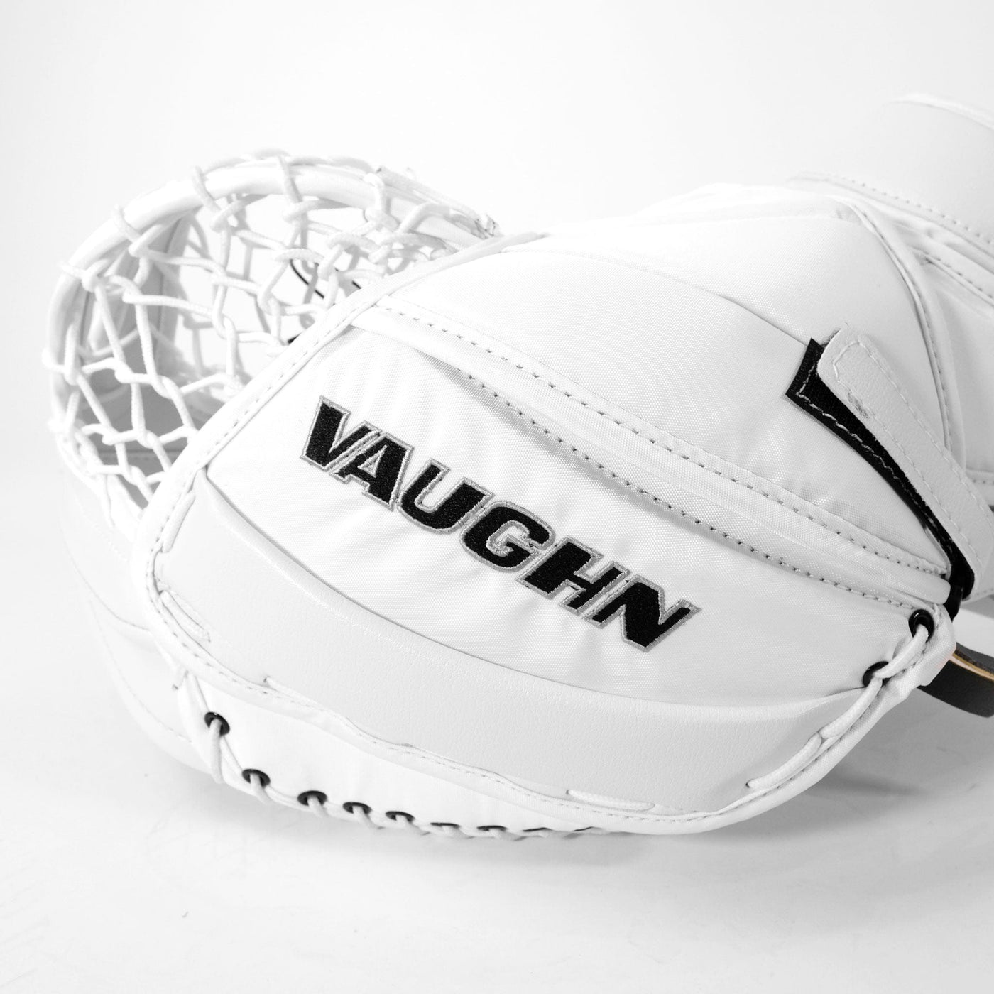Vaughn Ventus T8800 Pro Carbon w/ V6 Graphic Senior Goalie Catcher - The Hockey Shop Source For Sports