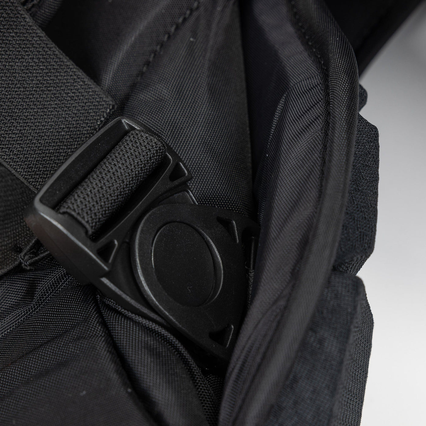 Vaughn Velocity VX1 Intermediate Chest & Arm Protector - TheHockeyShop.com