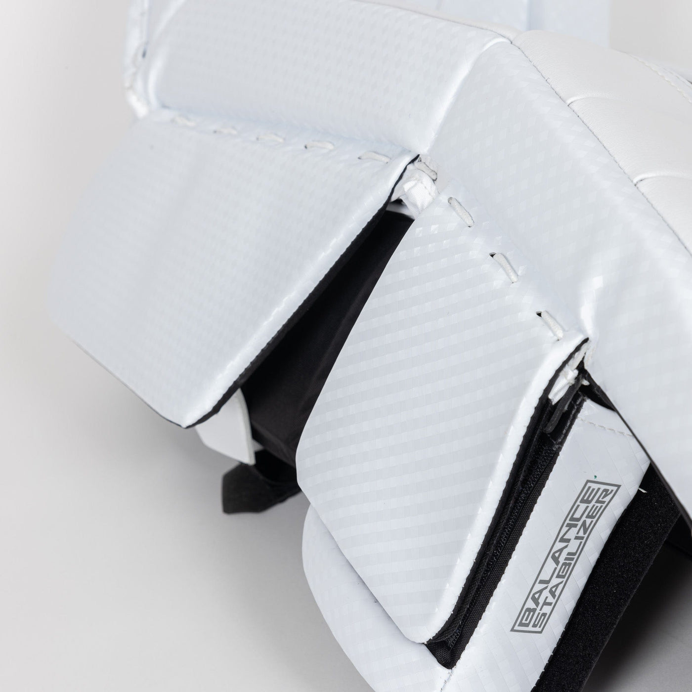 Vaughn Velocity VX1 Pro Carbon Senior Goalie Leg Pads - TheHockeyShop.com