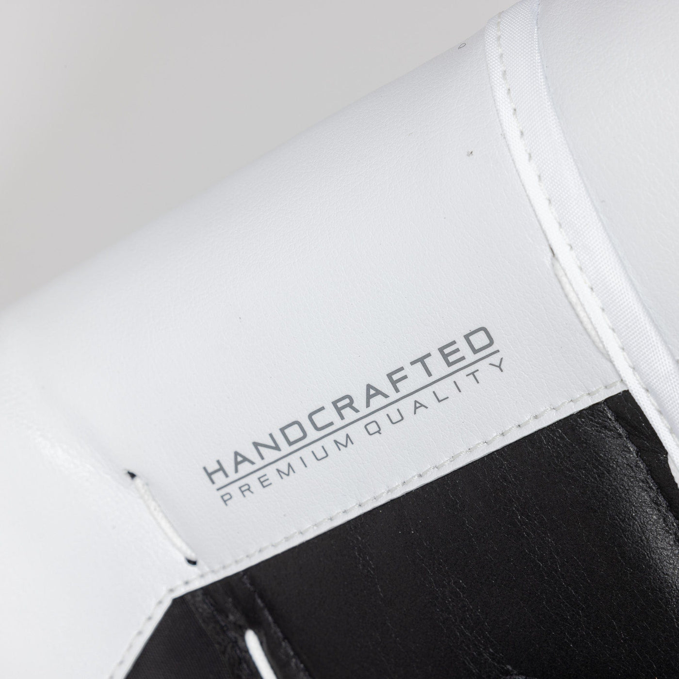Vaughn Velocity VX1 Pro Carbon Senior Goalie Leg Pads - TheHockeyShop.com