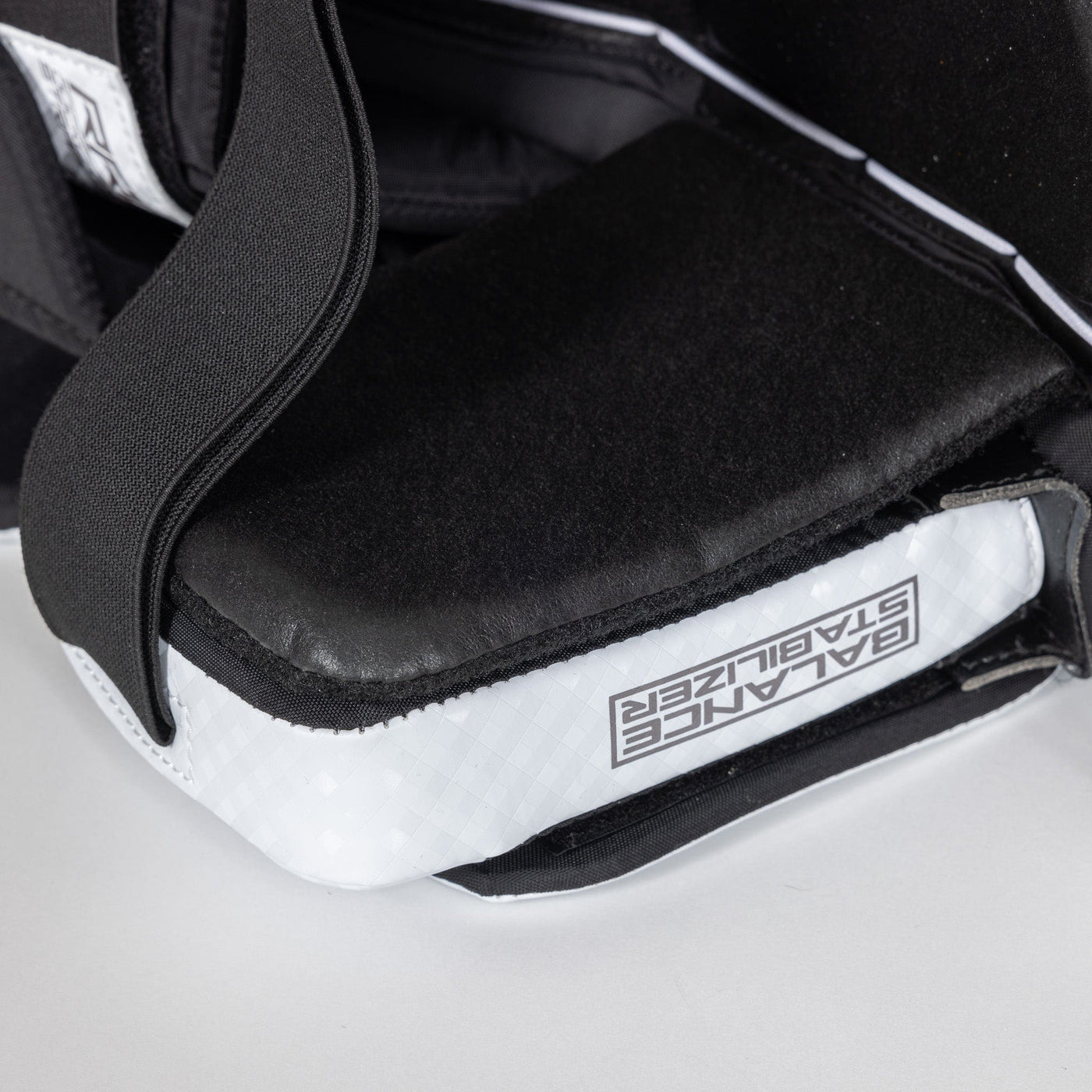 Vaughn Velocity VX1 Pro Senior Goalie Leg Pads - TheHockeyShop.com