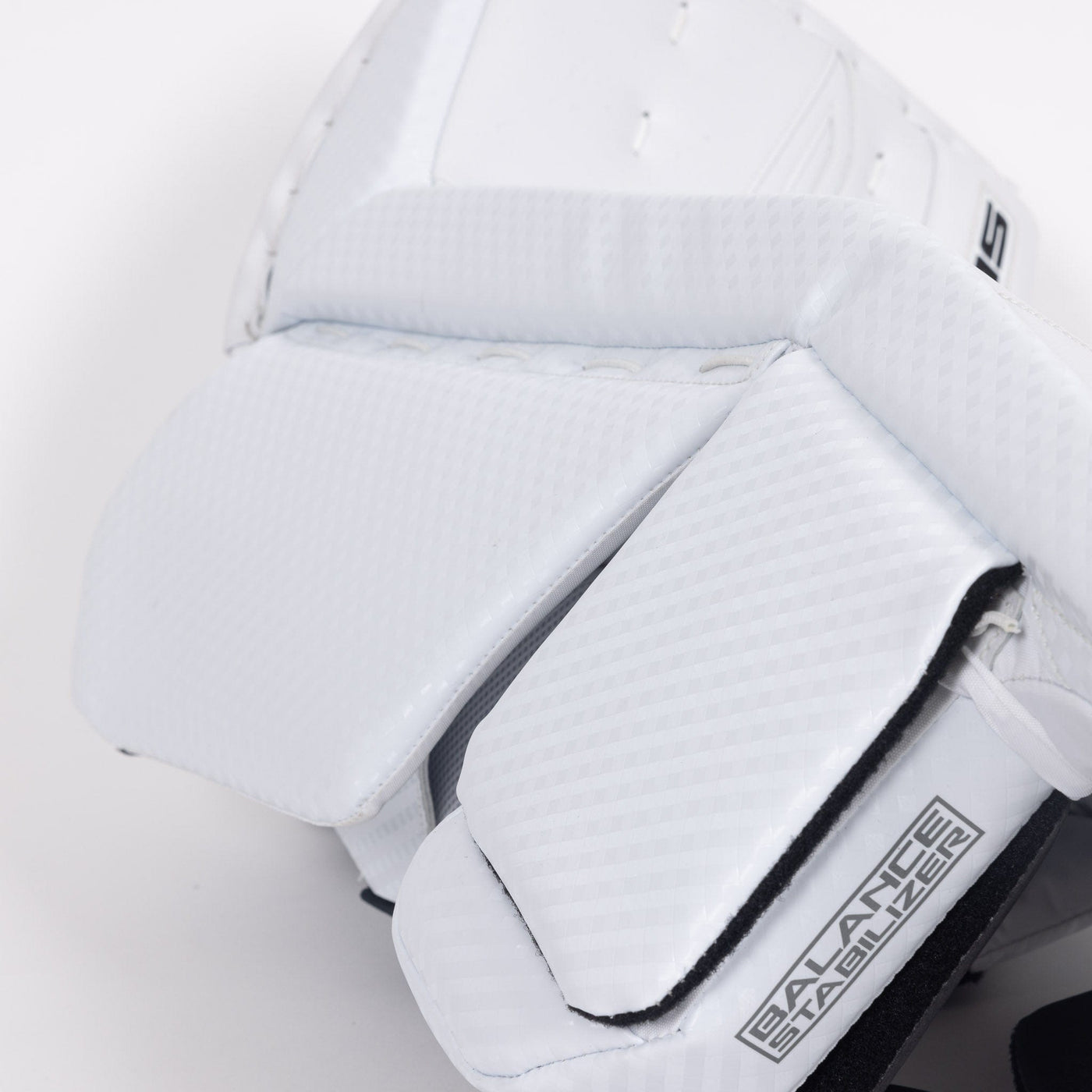 Vaughn Ventus SLR4 Pro Carbon Senior Goalie Leg Pads - TheHockeyShop.com