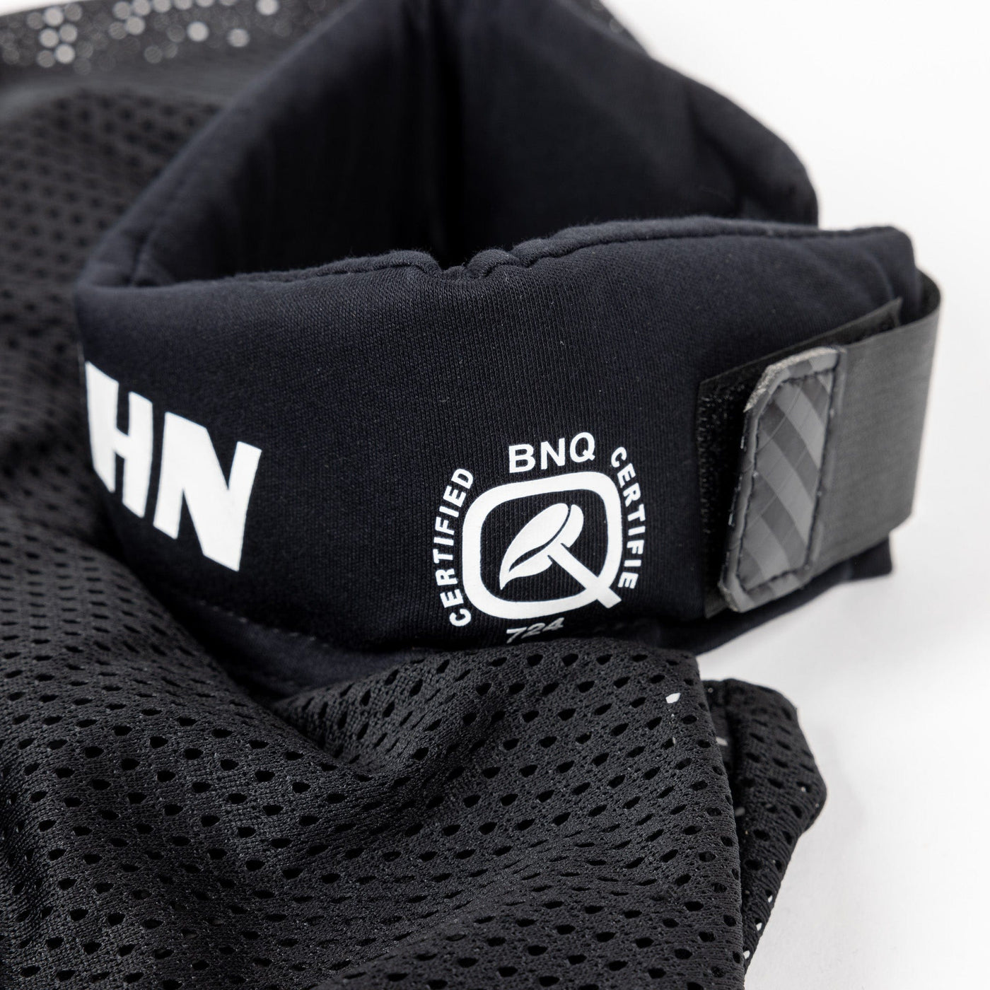 Vaughn 9000 Senior Goalie Neck Guard - TheHockeyShop.com