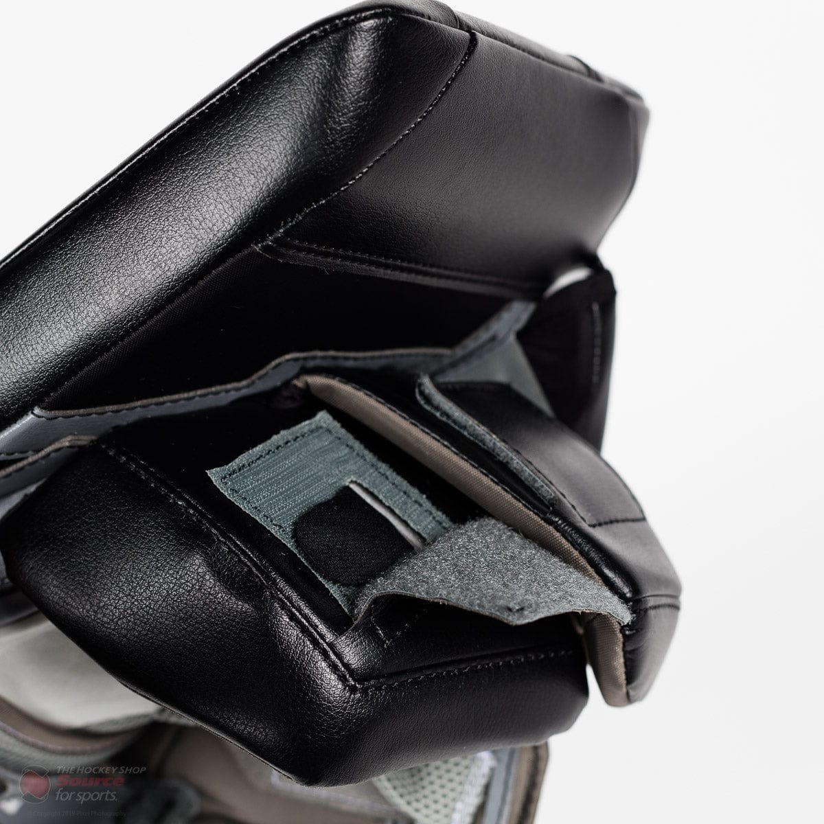 Warrior Ritual GT2 Pro Senior Goalie Blocker
