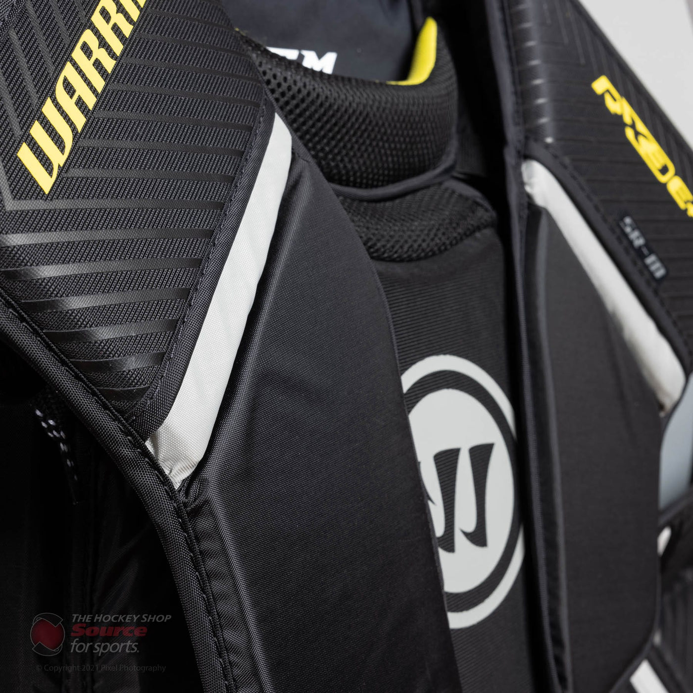 Warrior Chest Protectors Warrior Ritual X3 E+ Senior Chest & Arm Protector - TheHockeyShop