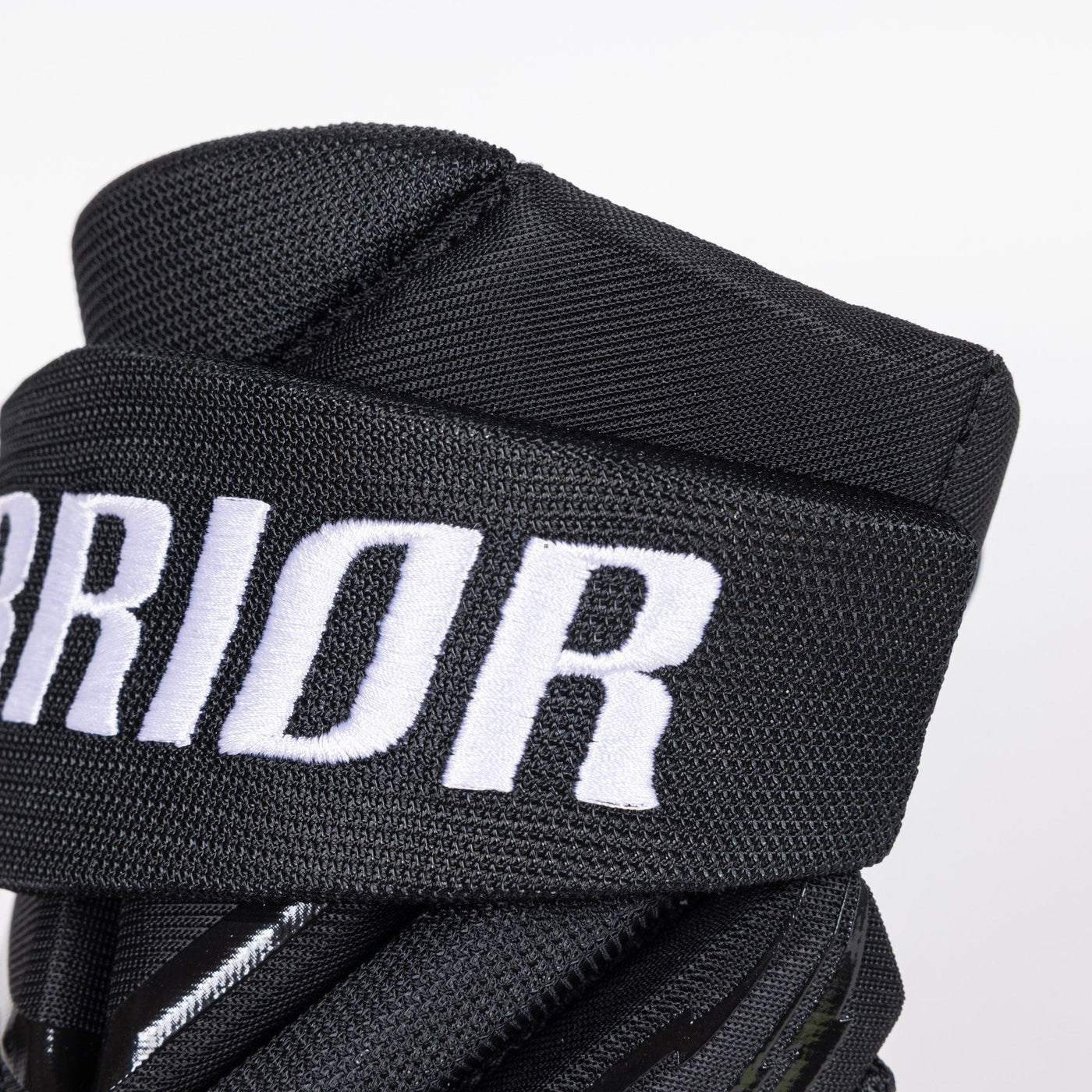 Warrior Gloves Warrior Alpha Deluxe LT Junior Hockey Gloves - TheHockeyShop