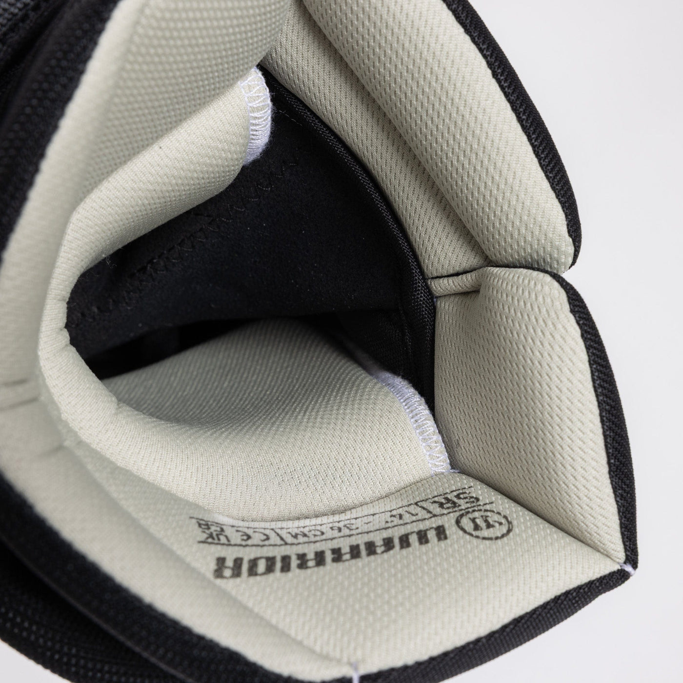 Warrior Gloves Warrior Alpha Deluxe LT Senior Hockey Gloves - TheHockeyShop