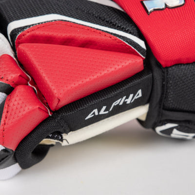 Warrior Alpha LX2 Pro Youth Hockey Glove - The Hockey Shop Source For Sports