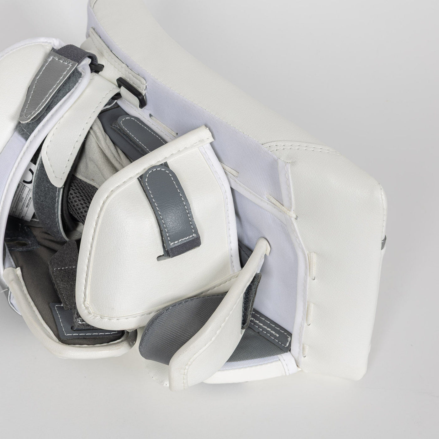 Warrior RTL G7 Pro Stock Senior Goalie Blocker - Classic White / Silver - TheHockeyShop.com