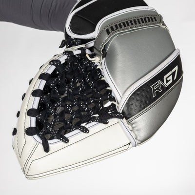 Warrior RTL G7 Pro Stock Intermediate Goalie Catcher - LA Kings - TheHockeyShop.com